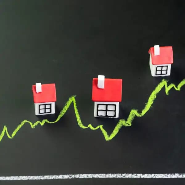 The Advantages and Disadvantages of Real Estate Investing for Retirement